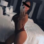 how to text a hot girl